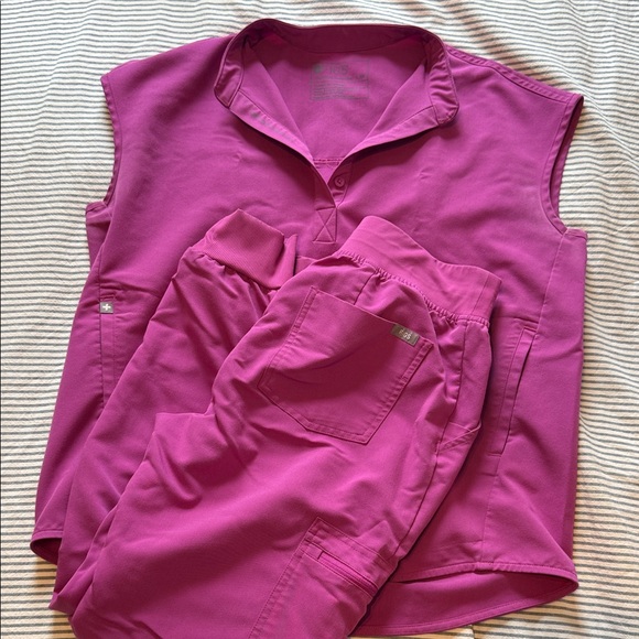 Figs Tops - FIGS Bright Fuchsia Scrub Set